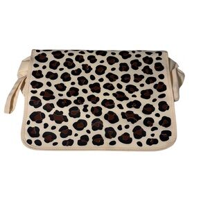 Leopard Print Cream Shoulder Travel Bag with Heat Resistant Mat